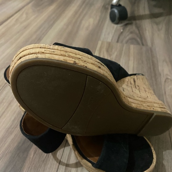 Platforms by Franko Sarto - Picture 2 of 3